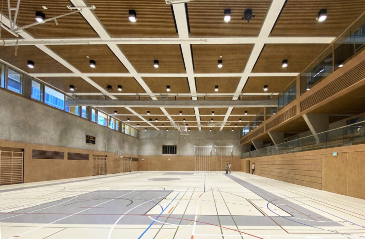 Badminton player sitting